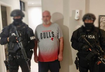 POLICIA ENTREGO A BANDA CRIMINAL POLACO-ALBANESA