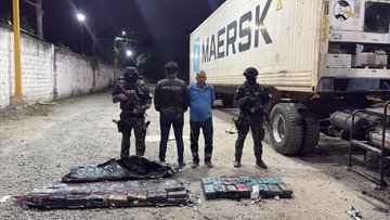CAPTURAN DROGA  DENTRO DE CONTAINER DE PLATANOS